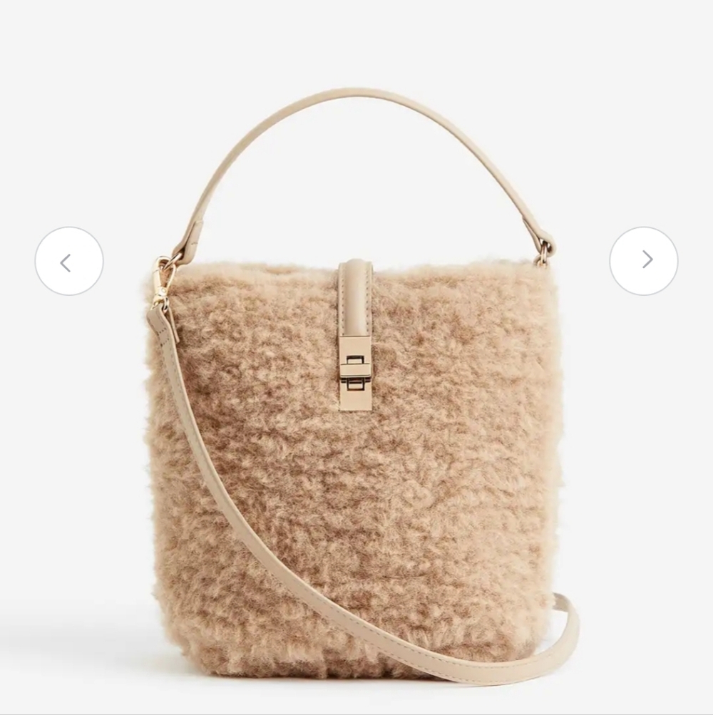 H&M - Fur Sling Bag - Tan